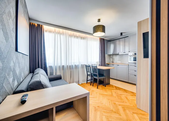 Aleja Grunwaldzka 92-98 By Homeprime * Gdansk